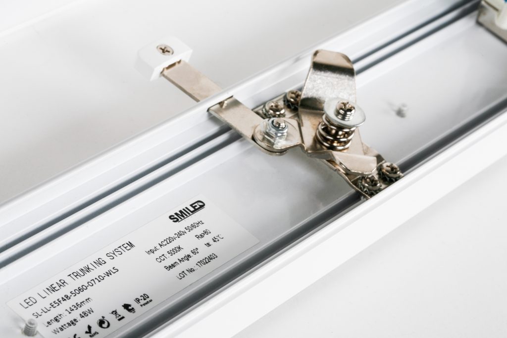 Lichtlijn - retrofitmodule - ledverlichting - ledlijn SmiLED Lighting 2019