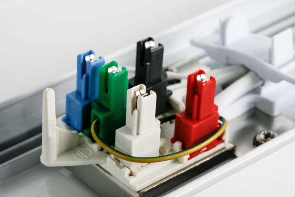 Lichtlijn - retrofitmodule - ledverlichting - ledlijn SmiLED Lighting 2019